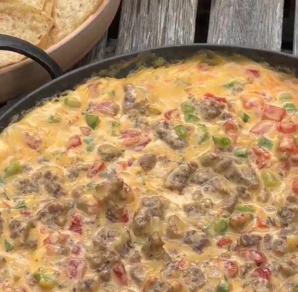 Ground Beef Skillet Queso Recipe